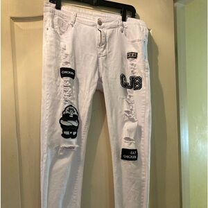 White Jean black details